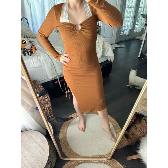 Acoa Mona Ruched Knit Brown MIDI Dress Size XS NWT - Picture 2 of 6